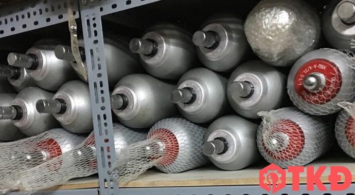 bình tích áp thủy lực nxqa 3 bình tích áp thủy lực nxqa 3
