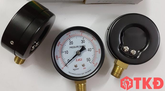 đồng hồ đo áp suất không dầu chân đứng 3 đồng hồ đo áp suất không dầu chân đứng 3