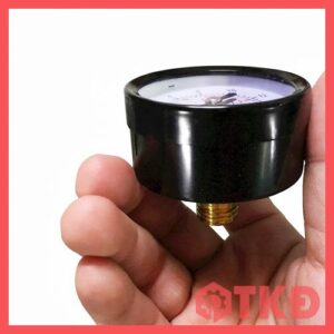 đồng hồ áp suất chân sau stnc 2